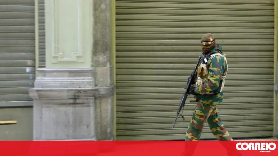 Bélgica lança operação conjunta de militares e polícia contra tiroteios em Bruxelas
