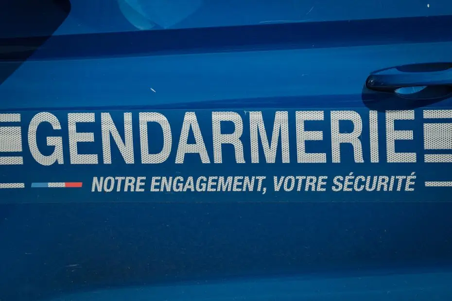 Meurtre sur une aire de gens du voyage à Mortagne-sur-Sèvre : deux suspects en garde à vue