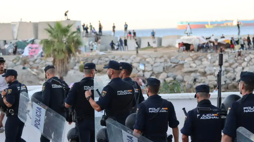 Brawl between migrants in Ceuta leaves one detained and one seriously wounded