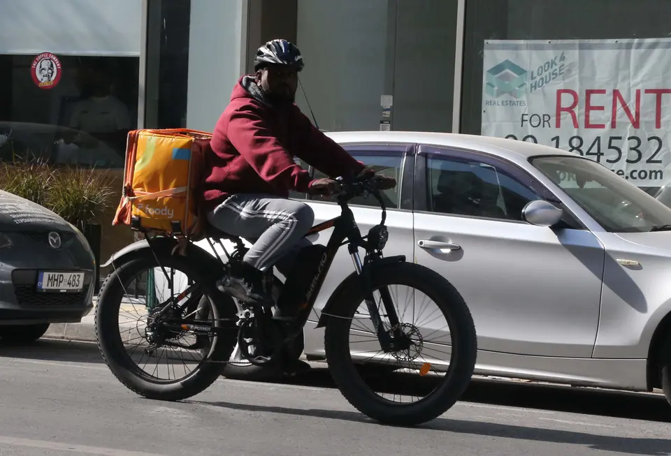 Robbery of food delivery driver in Nicosia