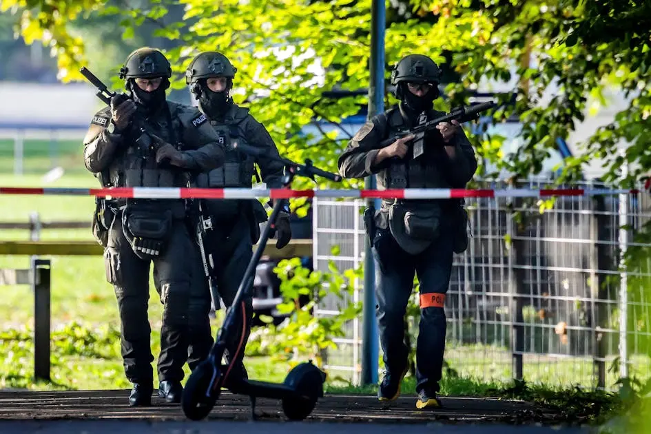Shooting at Rave in Aarau: Woman Dead, Five Injured – Suspect at Large