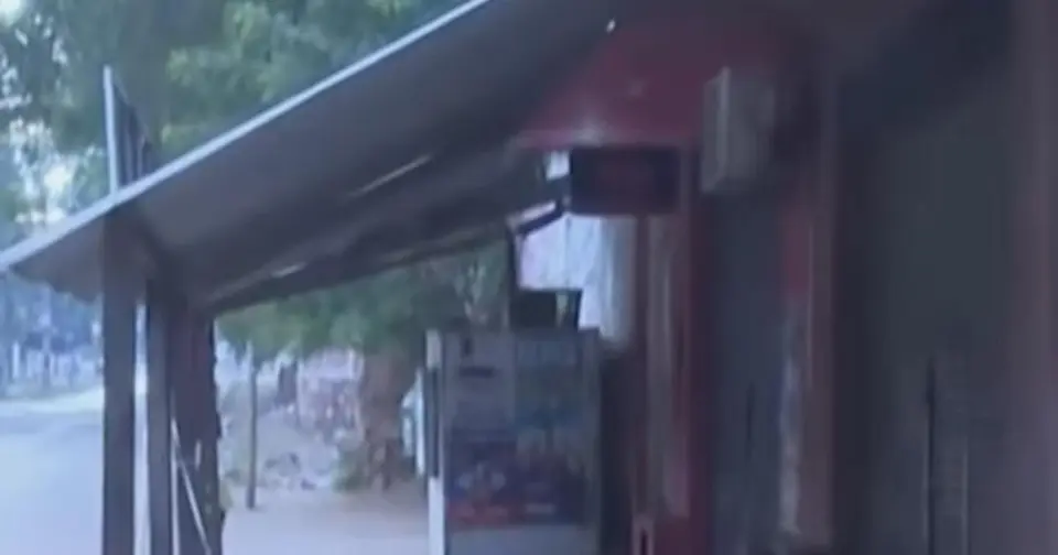 Cuatro hombres acribillan a un paraguayo de 39 años frente a una despensa en Asunción