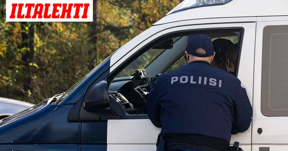 Police seek Kia driver – drove into cyclists in Vaasa