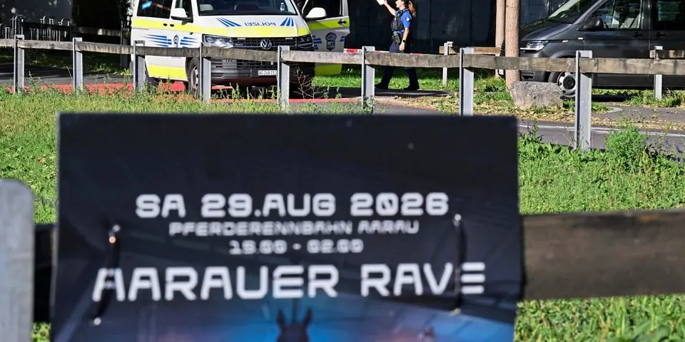 Schüsse bei Technofestival in der Schweiz: 22-Jährige tot, fünf Verletzte