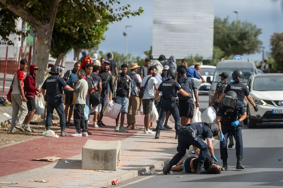 Diez islamistas radicales expulsados, redetectados en Ceuta tras entrada masiva de julio