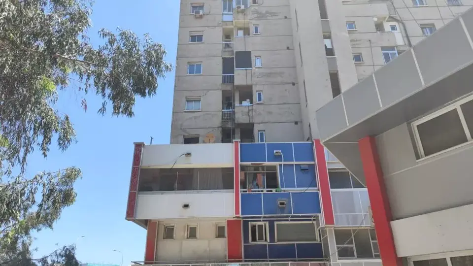 Migrant death from balcony fall in Larnaca