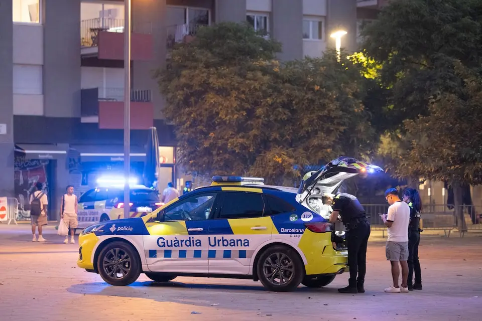 Motorcyclist dead in Barcelona after being struck by hit-and-run driver who was detained