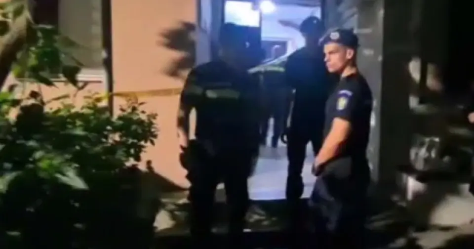 Trei morti intr-un apartament din Targu Jiu: batrana agresase anterior politia