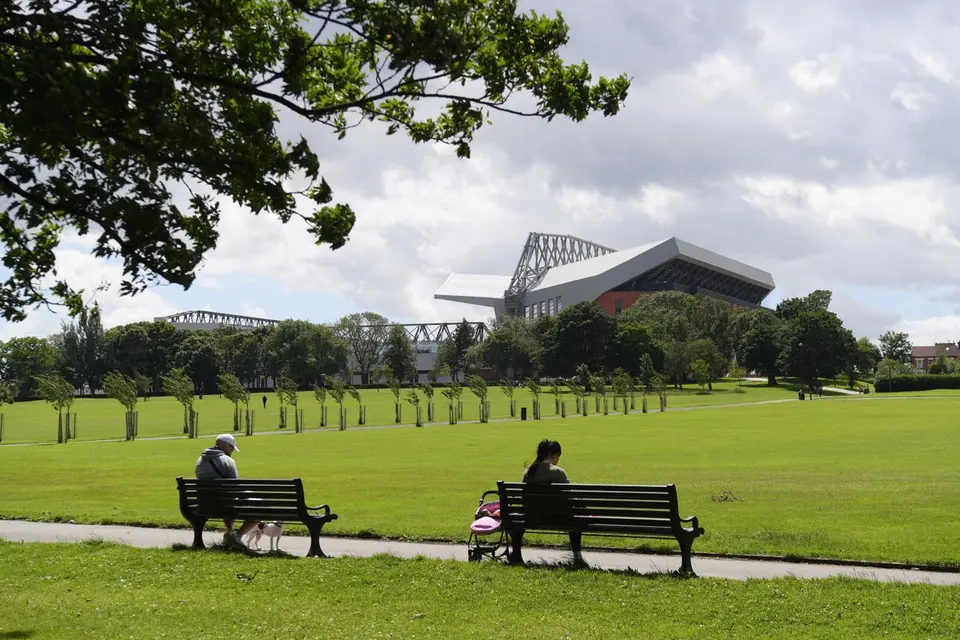 Woman's body found in bin bag at Stanley Park, Liverpool, after 'weeks'