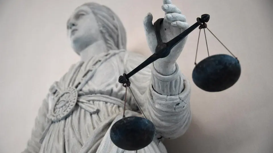 Non-lieu dans l'affaire Kameugne : l'étudiant mort dans la Marne en 2008, la famille fait appel