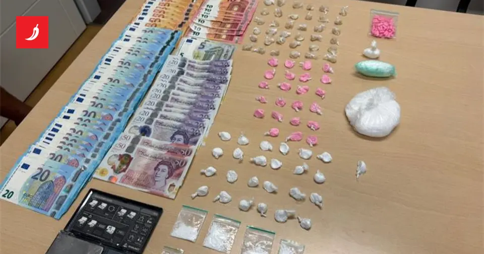Britanac uhićen u Šibeniku s pet vrsta droge, vagom i novcem u autu