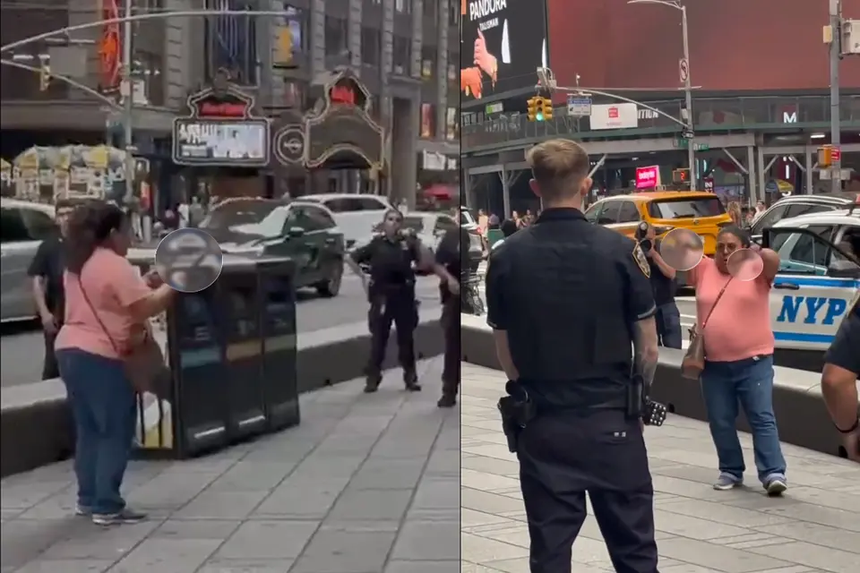 Atac cu cuțitul în Times Square: o femeie ucide o persoană, apoi este împușcată de polițiști