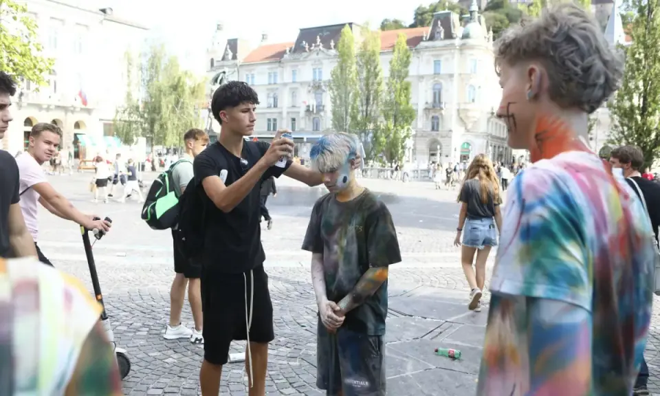 Teenager in Maribor seeks help following hazing, police urge reporting