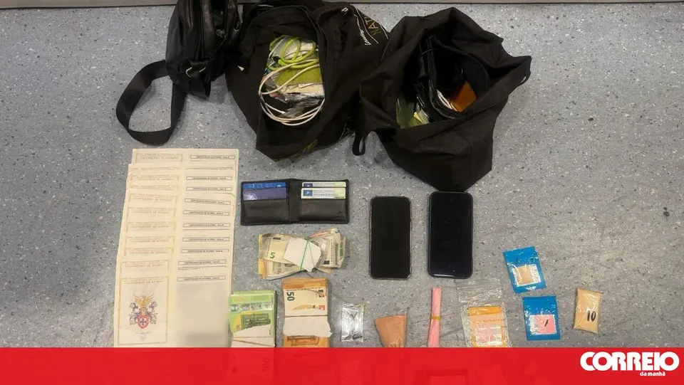 Saco com 38 mil euros e ecstasy encontrado junto ao Hospital de Santa Maria em Lisboa