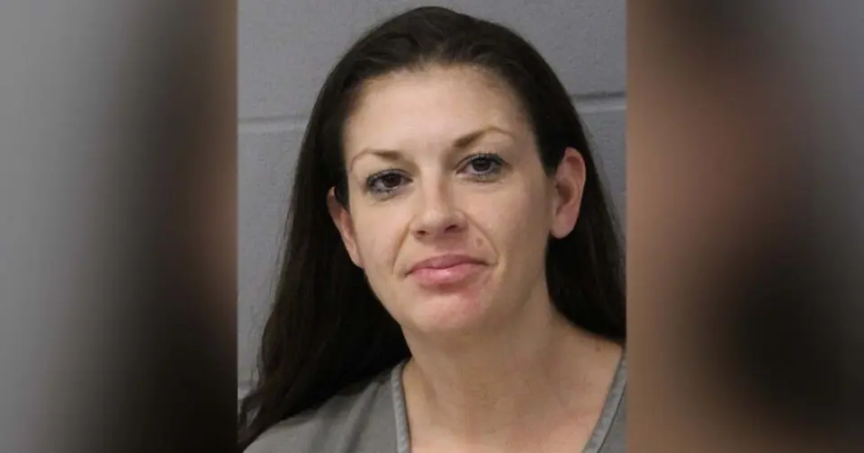 Austin Woman Arrested for Mail Theft, ID Fraud — 400 Stolen Bank Cards Seized