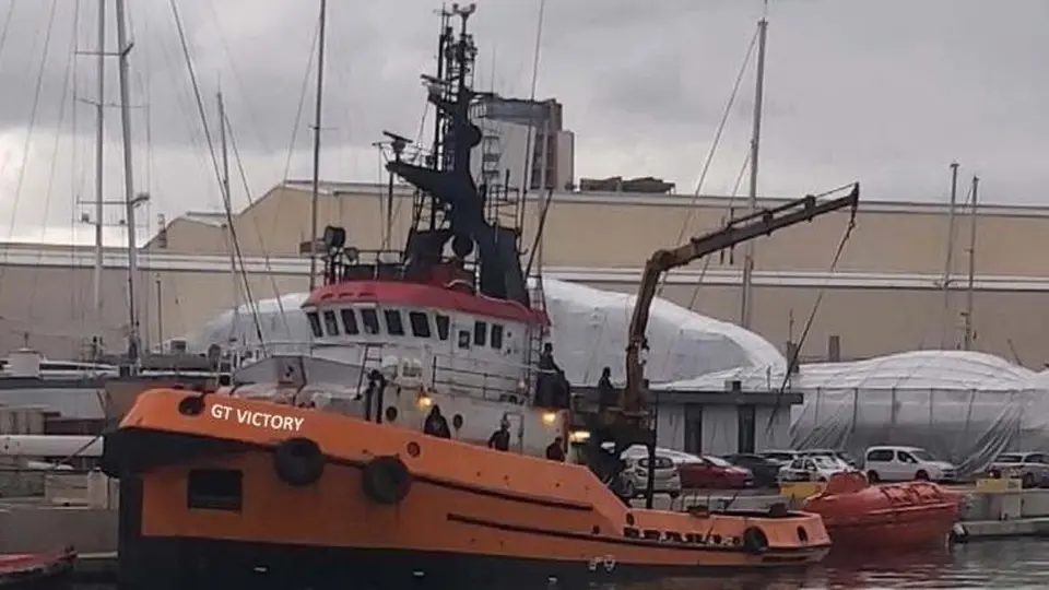 Eight arrested in anti-narcotics operation on tug GT Victory in Canary Islands waters