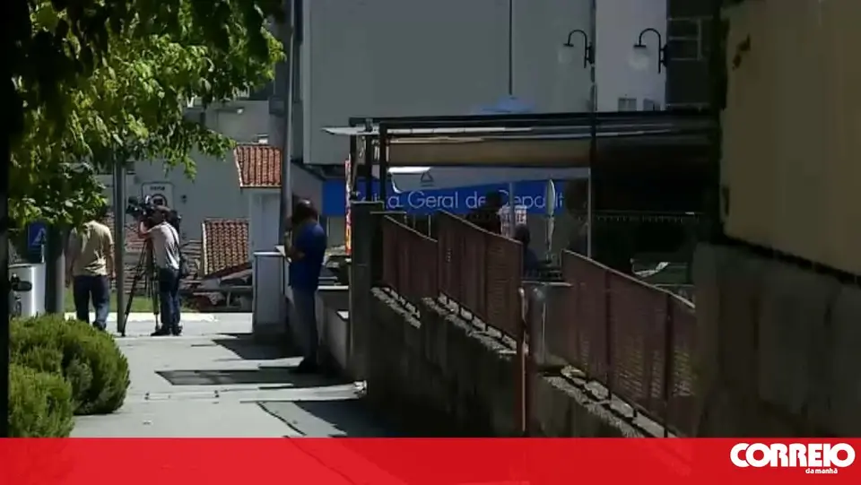 21-year-old in coma after accidental shooting in Vizela café