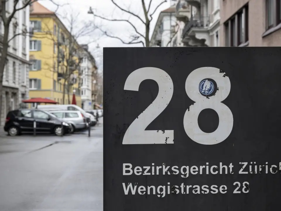 Zürcher Stadtpolizist vom Vorwurf des Amtsmissbrauchs freigesprochen