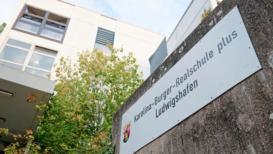 Knife Threats and Protection Money: New Violence Incidents at Ludwigshafen Problem School