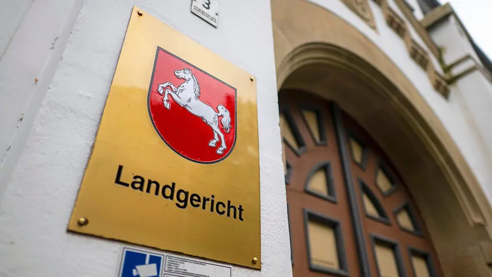 Mord in Emden: Landgericht Aurich verurteilt 38-Jährigen zu lebenslanger Haft