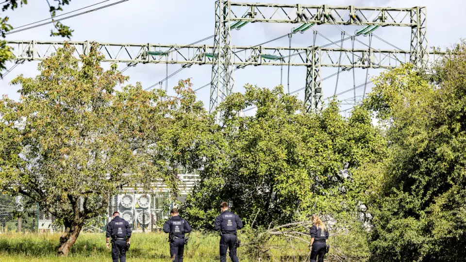Sabotage an Umspannwerken in Brandenburg und NRW: Ermittler sehen klare Parallelen