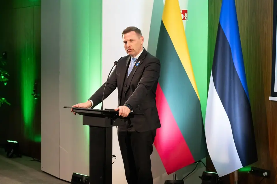 Estonian Defence Minister resigns over €70 million scandal involving non-existent ammunition