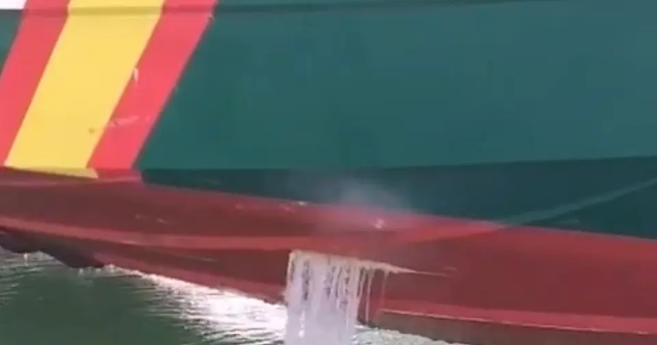 Tiroteo y vía de agua en incautación de 3.360 kg de cocaína frente a Canarias