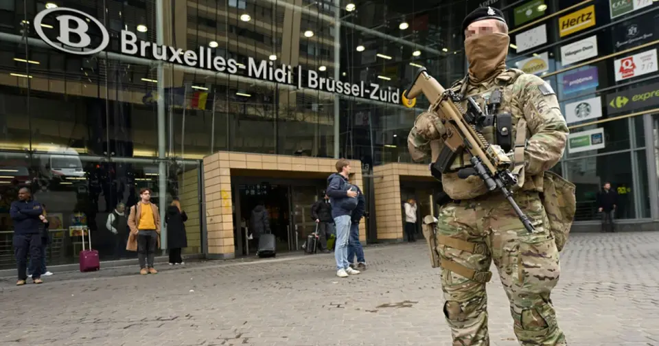 Man arrested with Kalashnikov at Brussels Midi Station following customs control