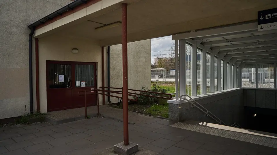 Recydywista zaatakował kobietę na dworcu w Łodzi