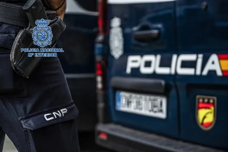 Tres detenidos en Puerto del Rosario tras asaltar a una pareja con cuchillos y atacar a un militar