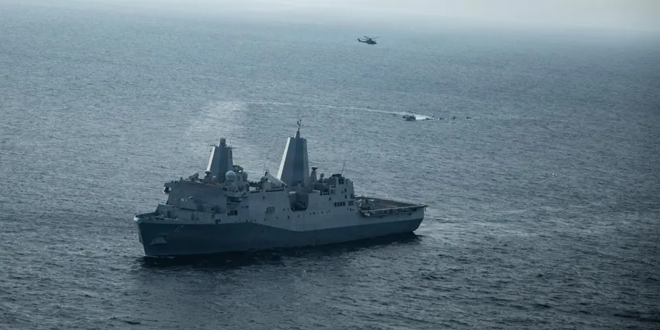 Ecuador defiende operaciones antinarcóticos conjuntas con EE.UU. tras hundimiento de 3 barcos