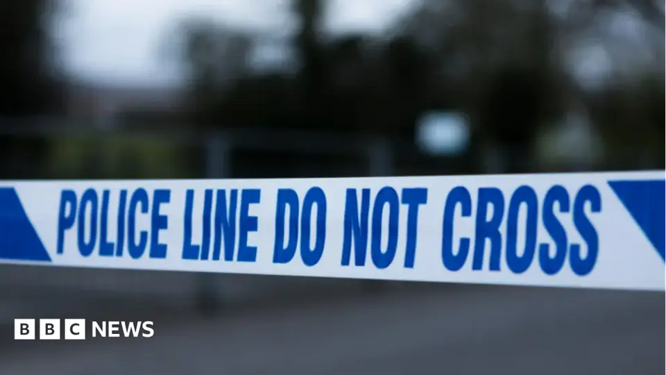 Murder probe launched in Burton Latimer after man found dead at High Street property