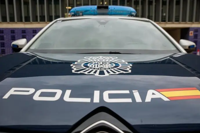 Tres detenidos y plantación de marihuana desmantelada en vivienda de Elda
