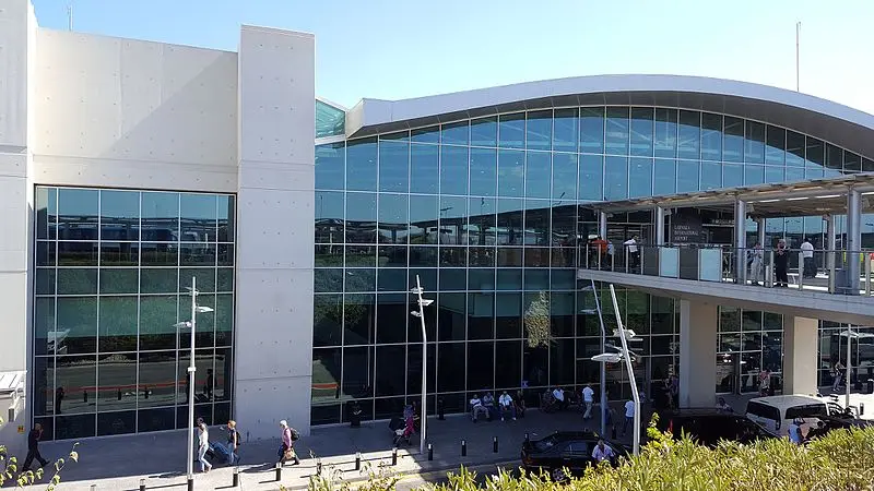 Man detained at Larnaca airport over American extradition request