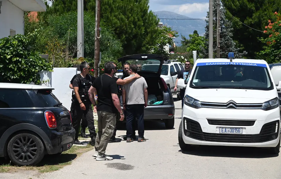 Aigio: Fresh details emerge in double murder in Longos
