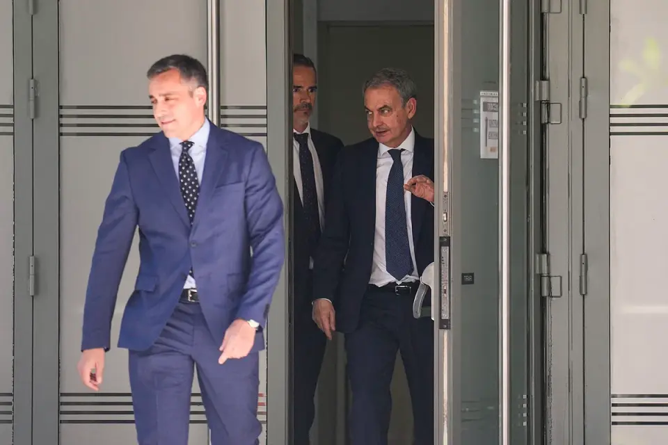 Ex directivos de Plus Ultra declararán ante el juez el pago de comisión ilegal a Zapatero
