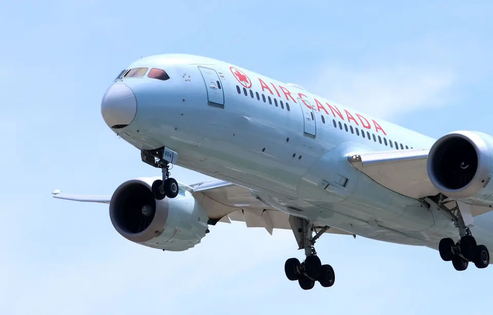 Former Air Canada captain arrested after flying 17 years with fake credentials