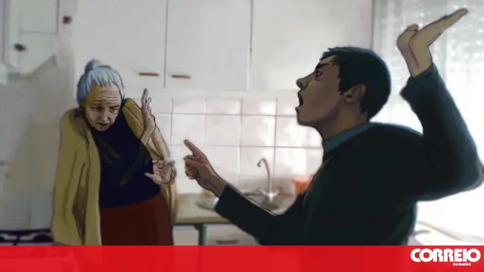 Man arrested in flagrante for assaulting elderly mother in public in Vila Franca de Xira