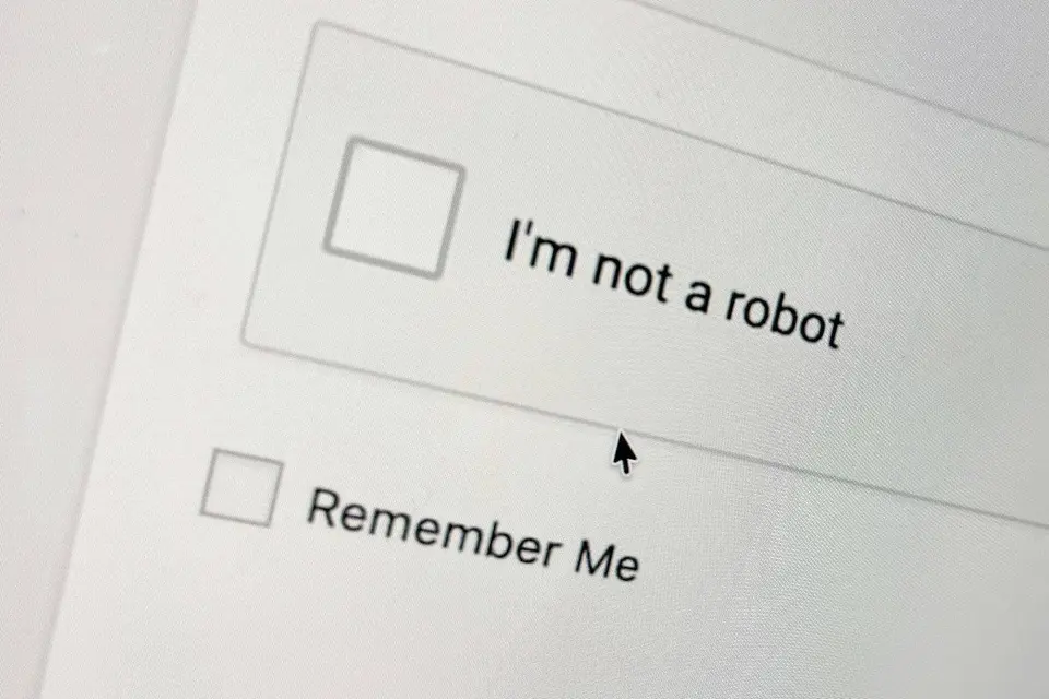 Fake-Captchas als Einfallstor: BSI warnt nach Berliner Behörden-Hack