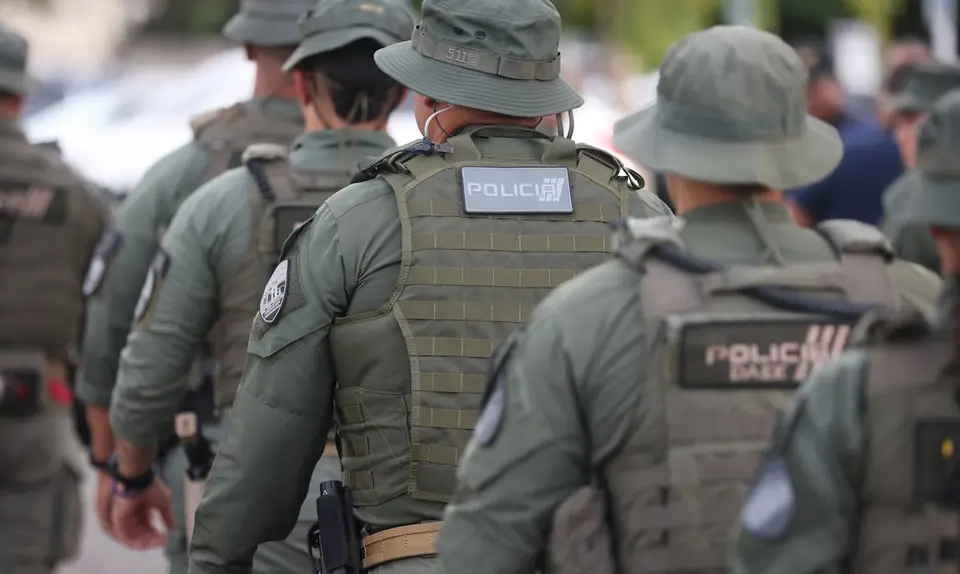 Operativo policial deja 16 detenidos en el norte de la isla