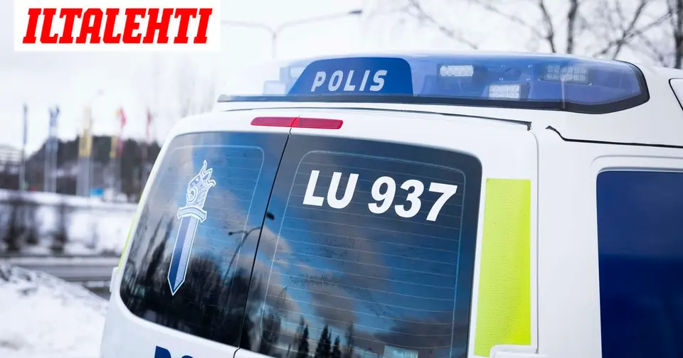 Espoo driver flees police checkpoint with U-turn – child in vehicle