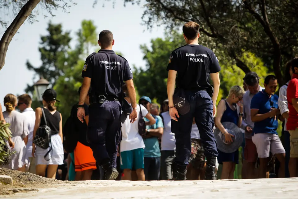 Σύλληψη αλλοδαπού στην Πτολεμαΐδα: επιτέθηκε σε αστυνομικούς, εμπλέκεται σε κλοπές