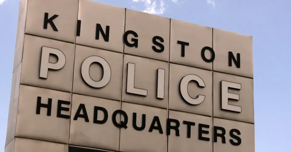 Wanted man arrested in Kingston after violent incidents in Belle Park