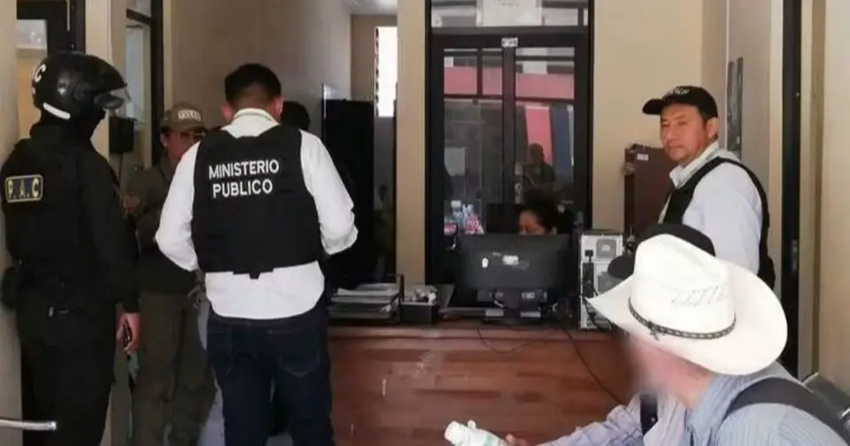 Cuatro allanamientos en oficinas del Senasag por asesinato de Mauricio Aramayo en Tarija
