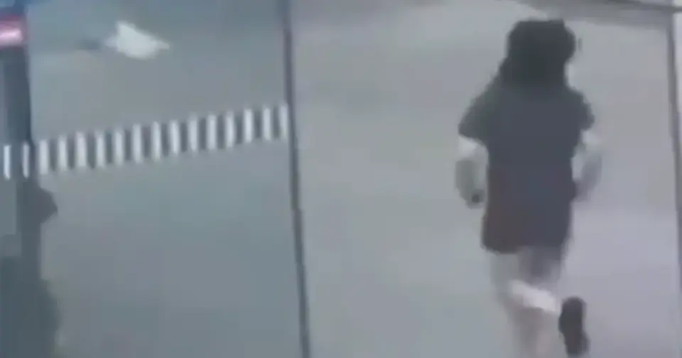 Messerangriff auf Bahnhof in der Schweiz: Drei Verletzte, Polizei spricht von Terrorakt