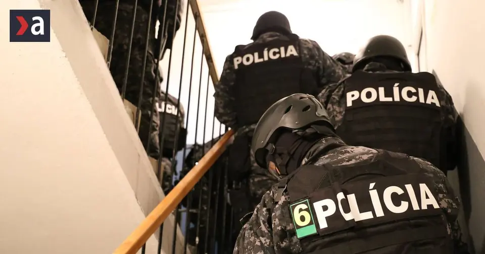 Anti-drug raid in western Slovakia: three dealers arrested, fourth at large