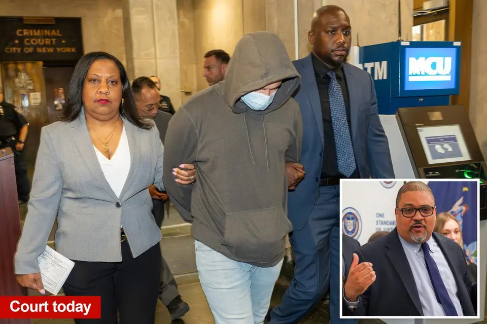 Ex-NYPD Officer Sentenced to Probation for Abusing Position to Target Women