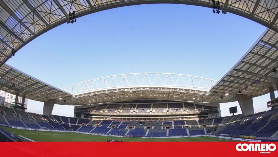 Adepto detido no Estádio do Dragão por violar interdição de acesso a recintos desportivos