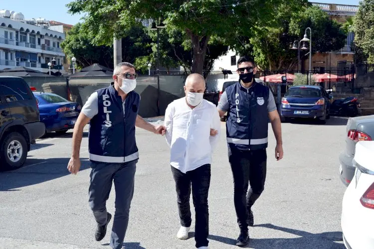 Σύλληψη για παράνομη εφαρμογή εναλλακτικής ιατρικής