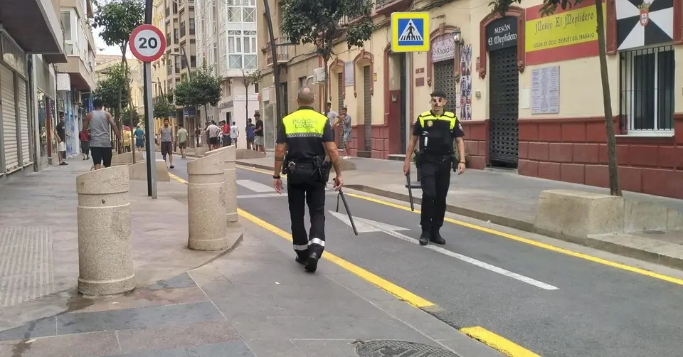 Migrante detenido en Ceuta por intento de robo y agresión a policía: expulsado a Marruecos